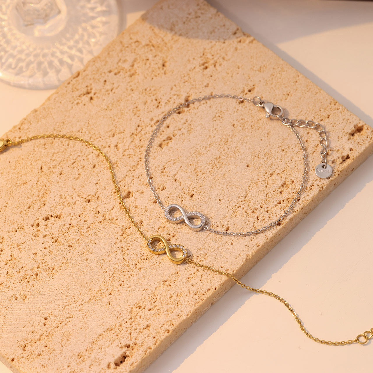 BRANSOLETKA INFINITY