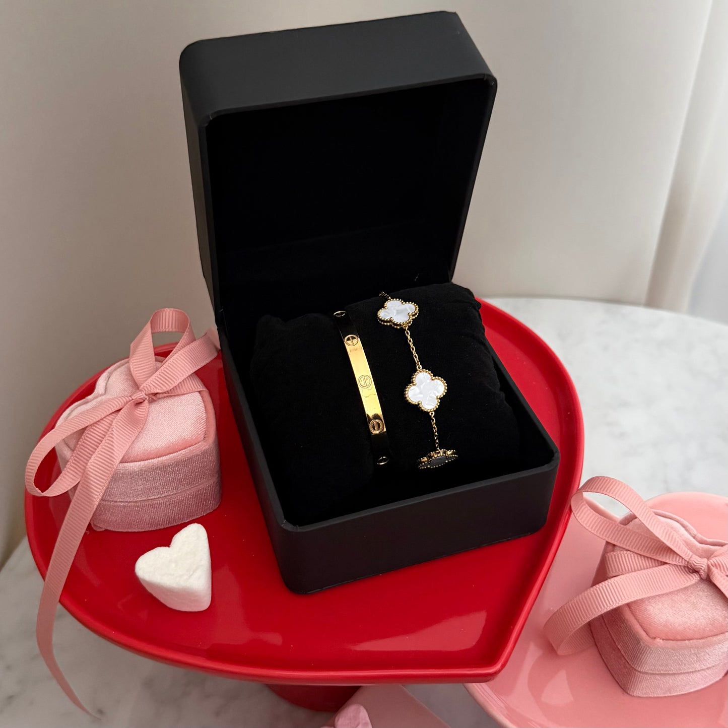 LOVE BOX