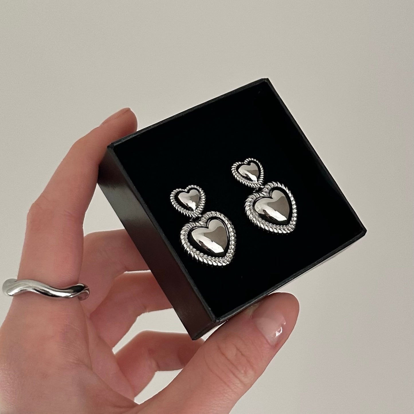 KOLCZYKI PUFFY HEART