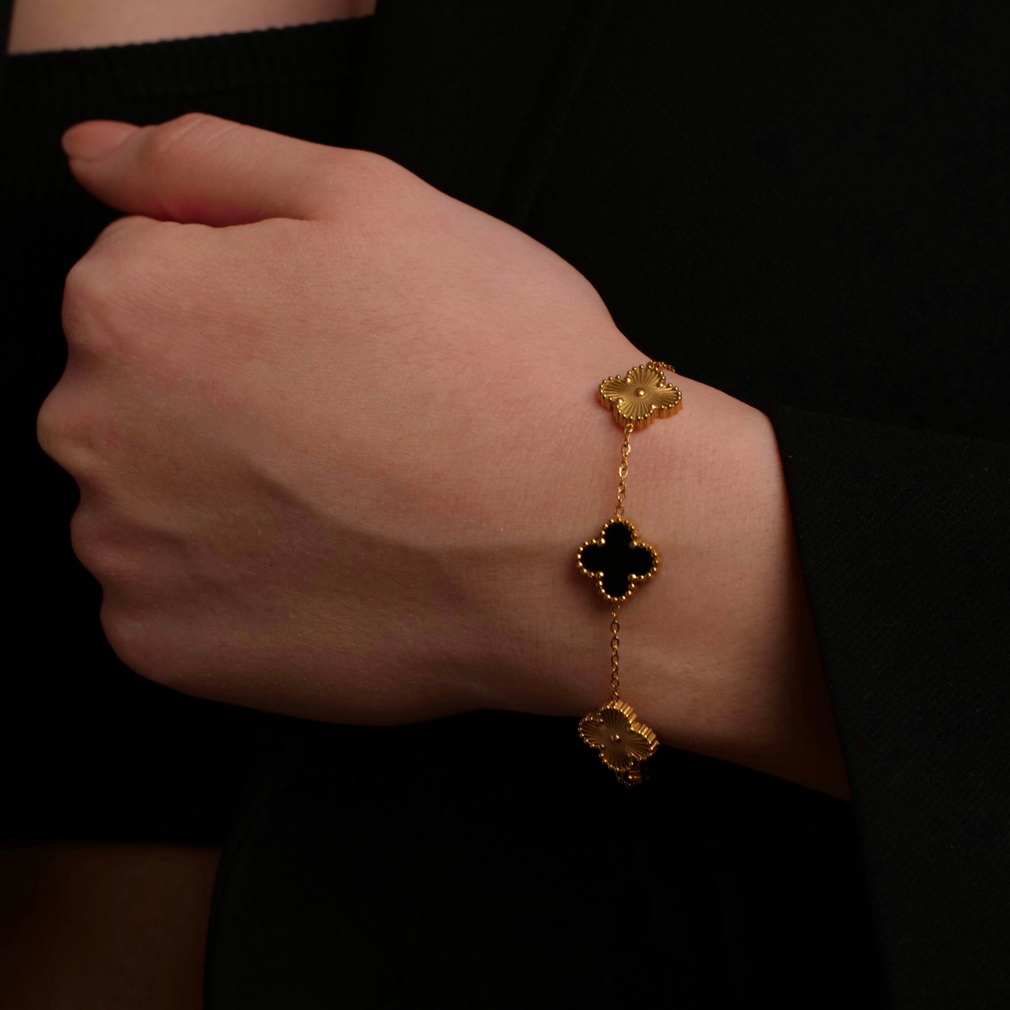 BRANSOLETKA TINA BLACK GOLD