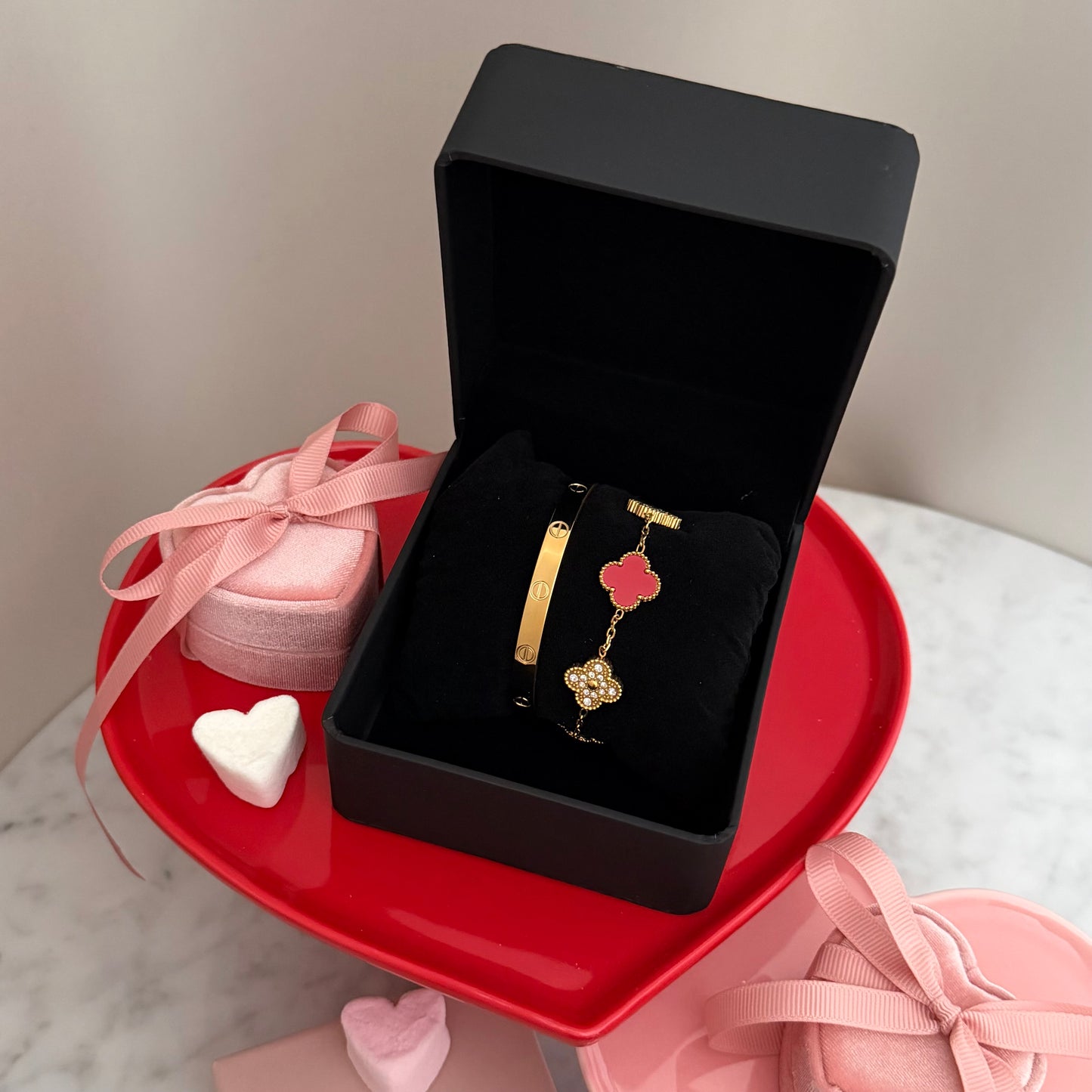 LOVE BOX