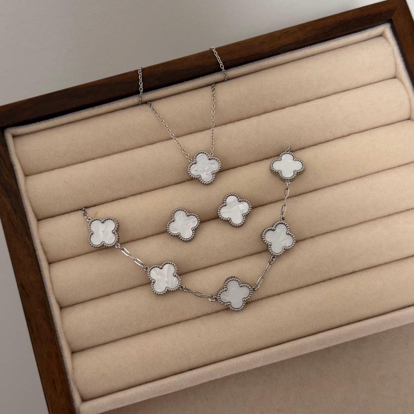 NASZYJNIK TINA silver midi