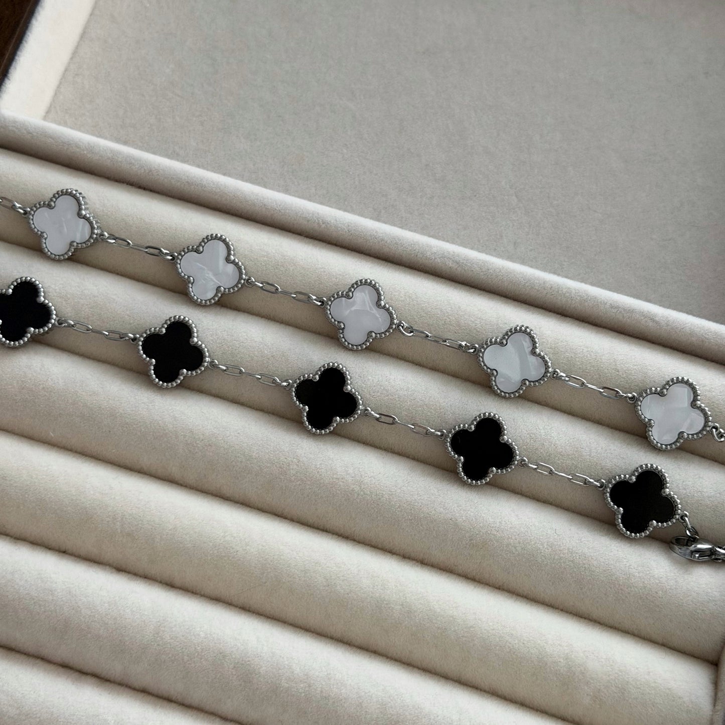 BRANSOLETKA TINA silver midi