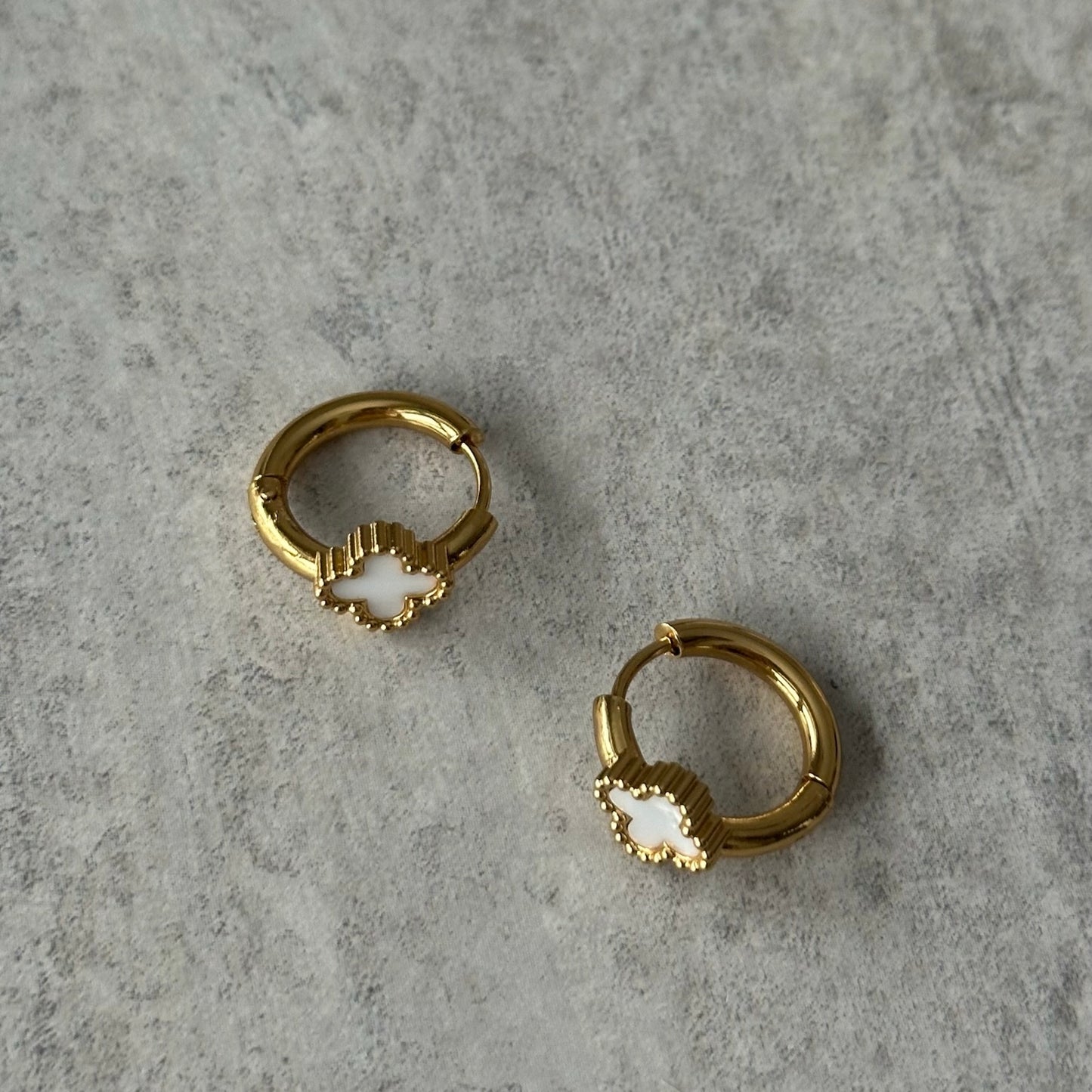 KOLCZYKI TINA HOOPS